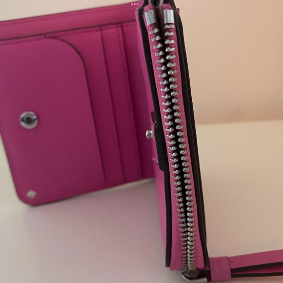 Kate spade hot pink wallet - Picture 5 of 5